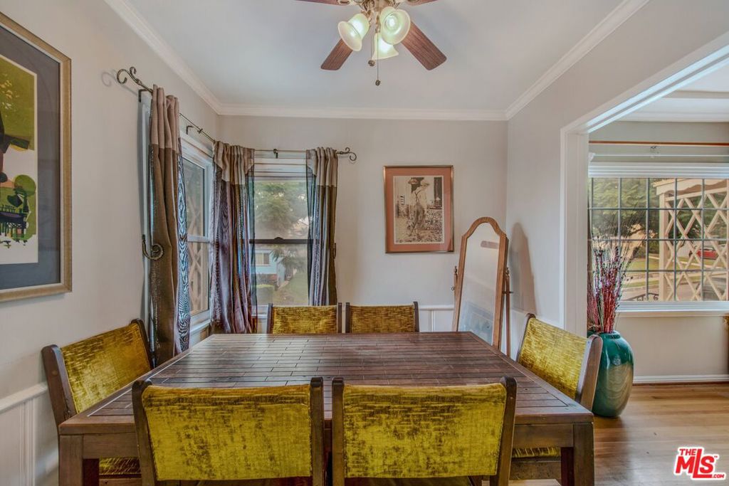 5038 Inadale Avenue Property Photo 4