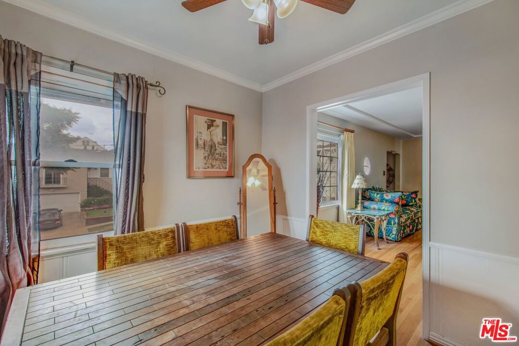 5038 Inadale Avenue Property Photo 6