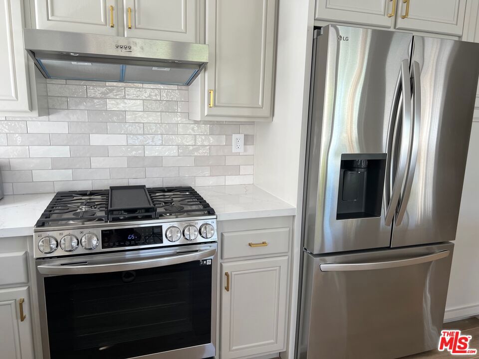 78590 Villeta Drive Property Photo 13