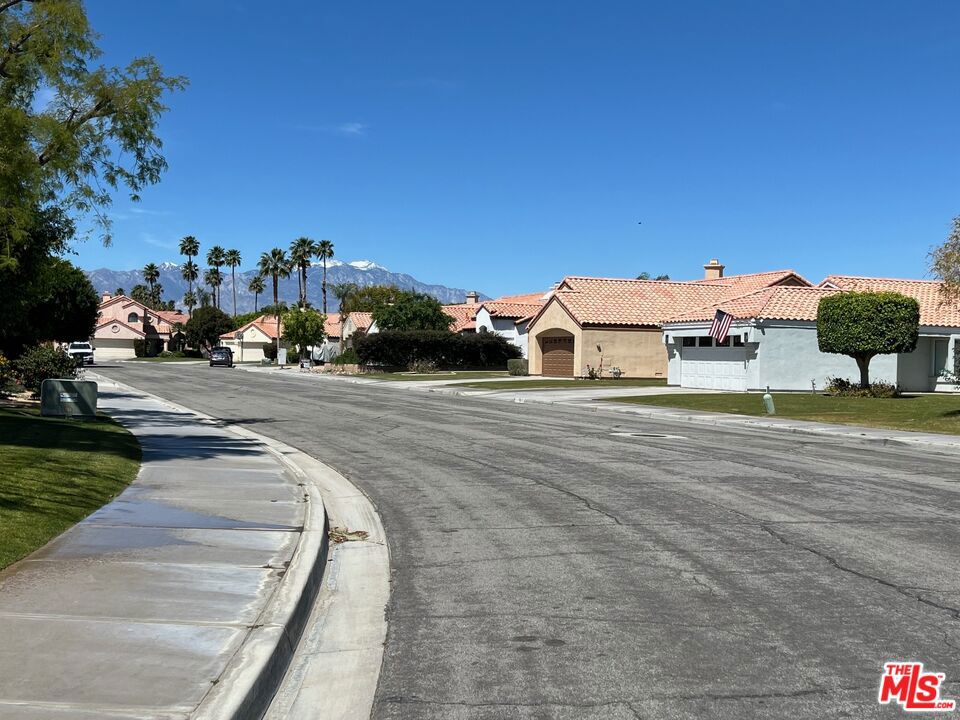 78590 Villeta Drive Property Photo 54