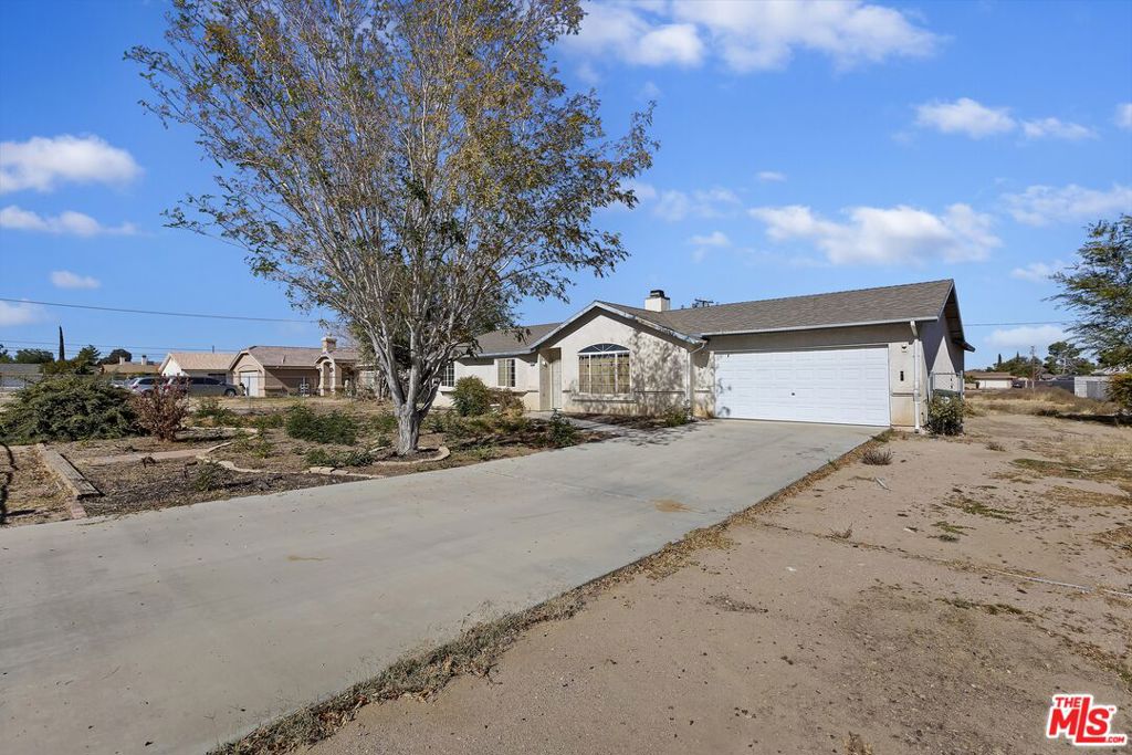 14750 Olivera Road Property Photo 2