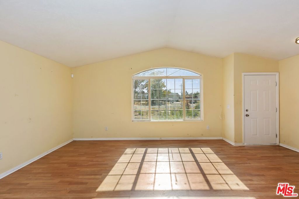 14750 Olivera Road Property Photo 3