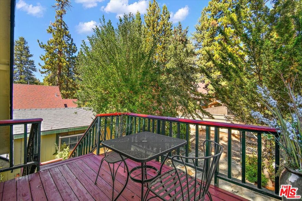 39226 N Shore Drive Property Photo 18