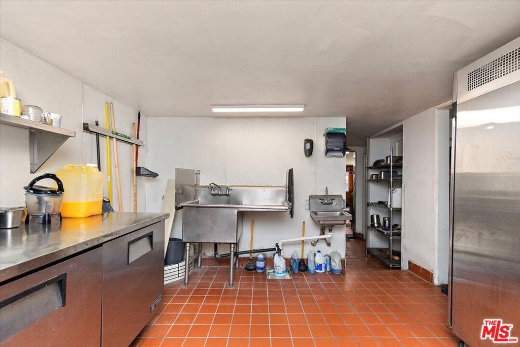 39226 N Shore Drive Property Photo 40
