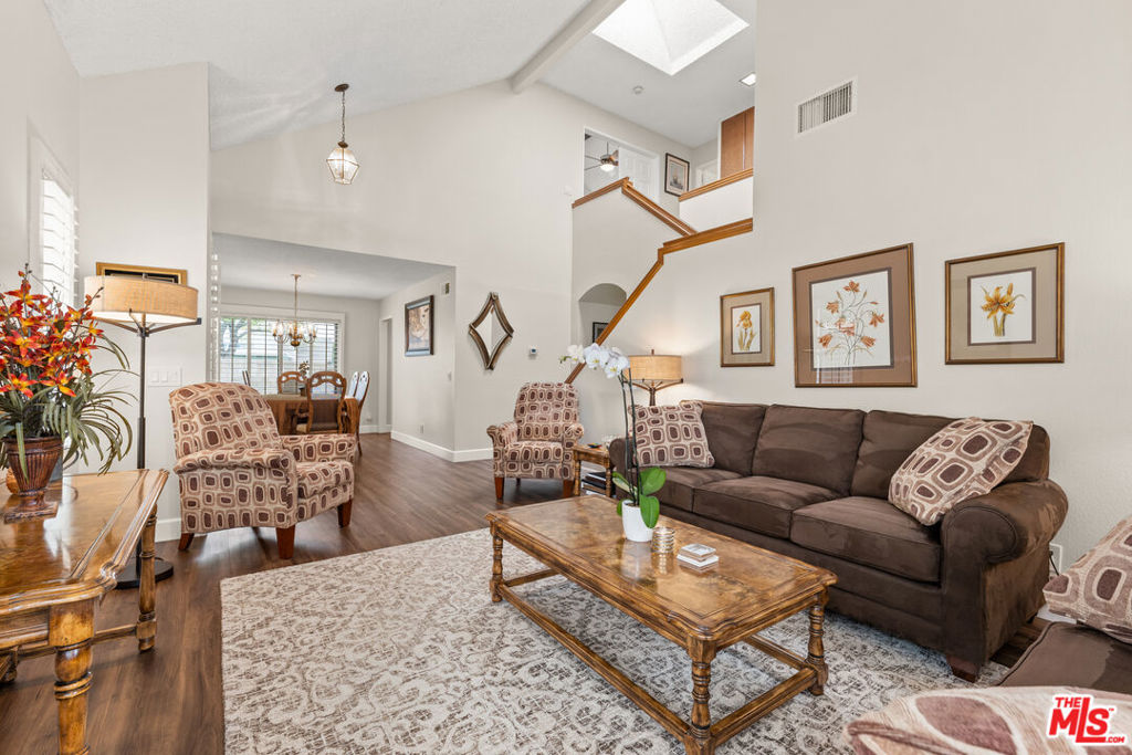 2136 Sunrise Circle Property Photo 8