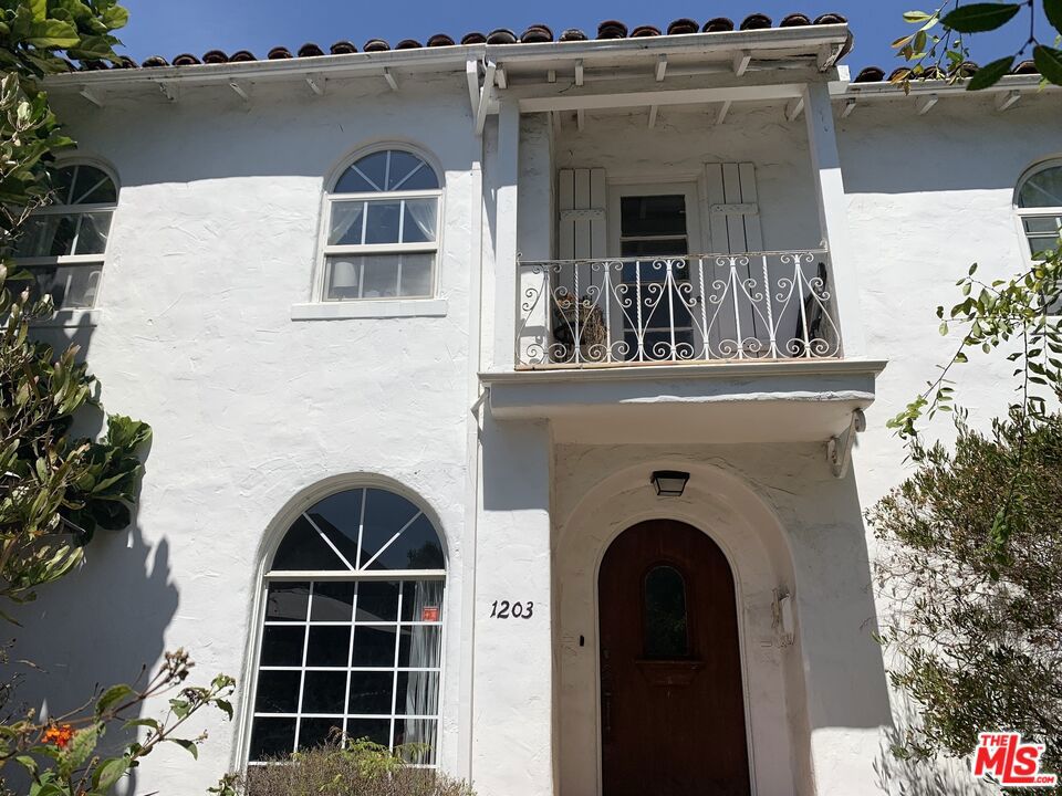 1201 S Cloverdale Avenue Property Photo
