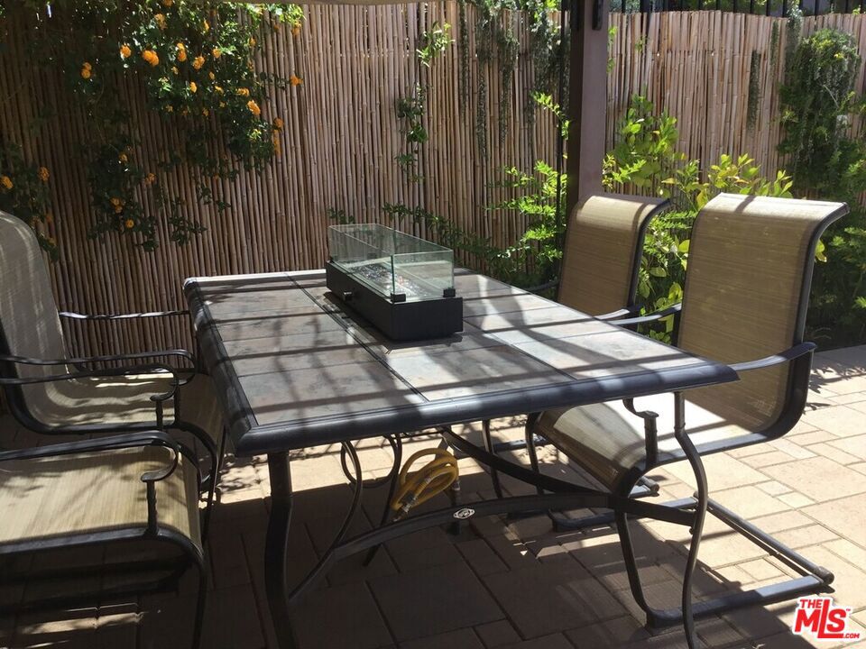 24409187 Property Photo 6
