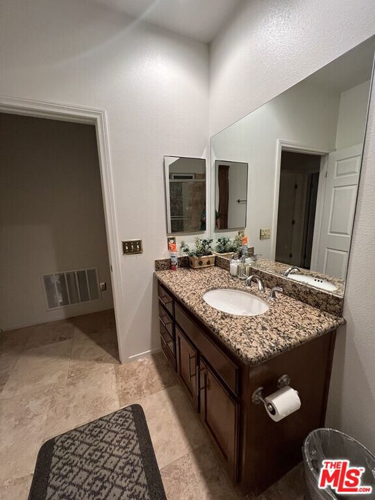 24409187 Property Photo 21