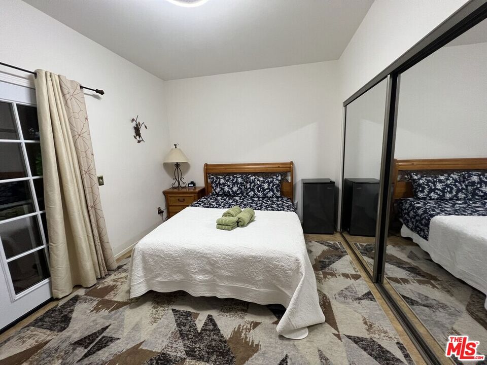 24409187 Property Photo 31