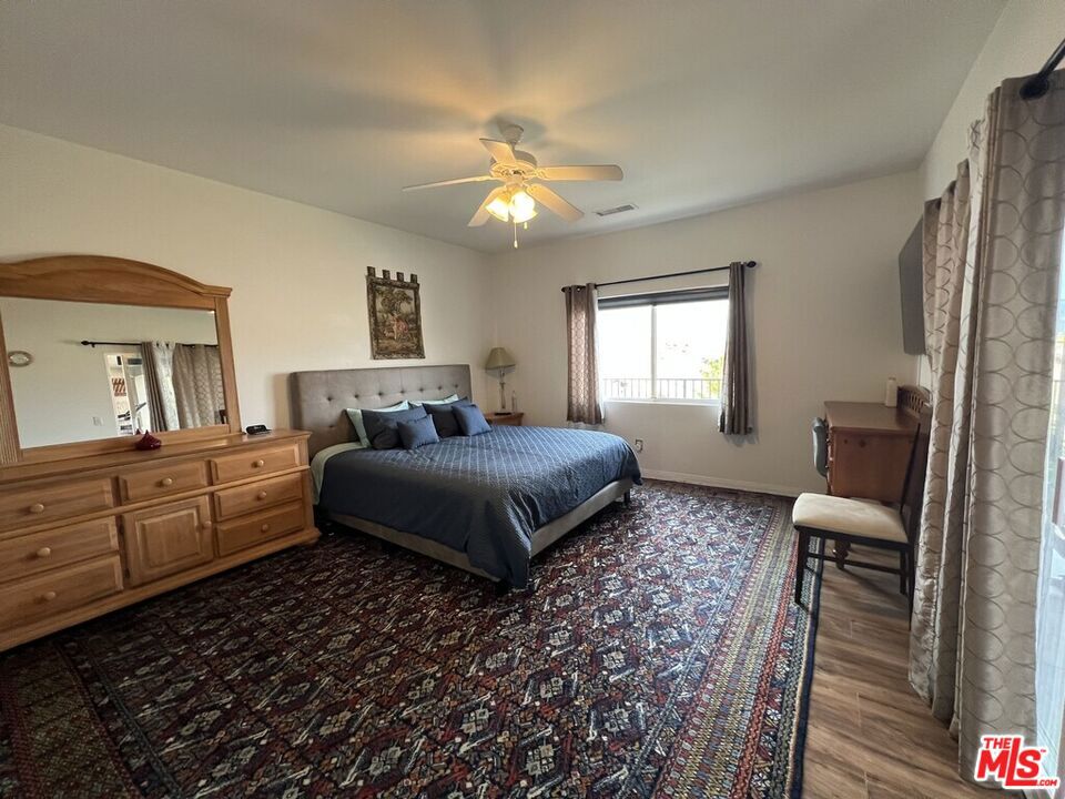 24409187 Property Photo 37