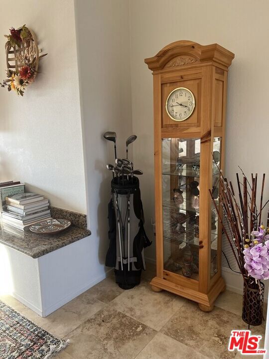 24409187 Property Photo 40