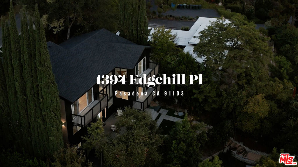 1394 Edgehill Place Property Photo