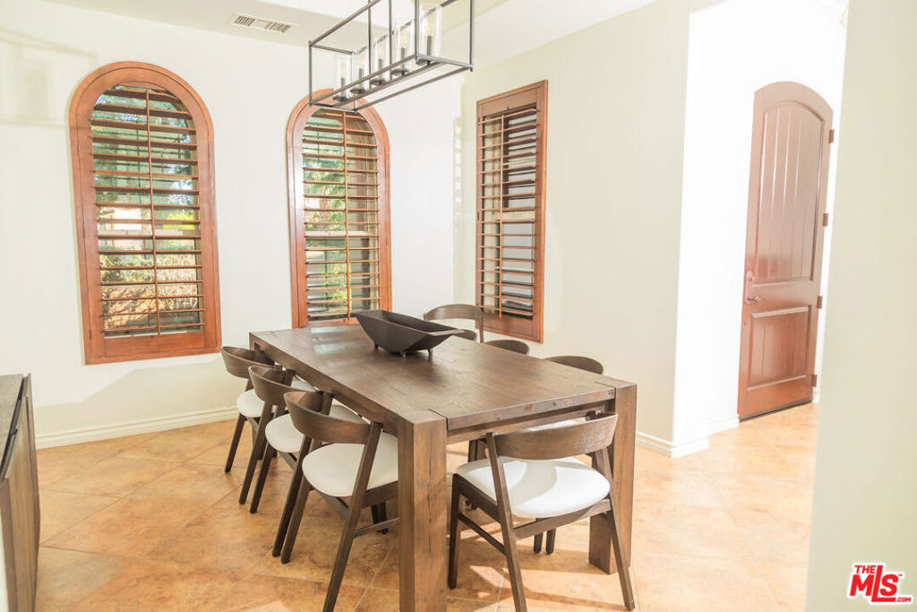 54155 Cananero Circle Property Photo 4