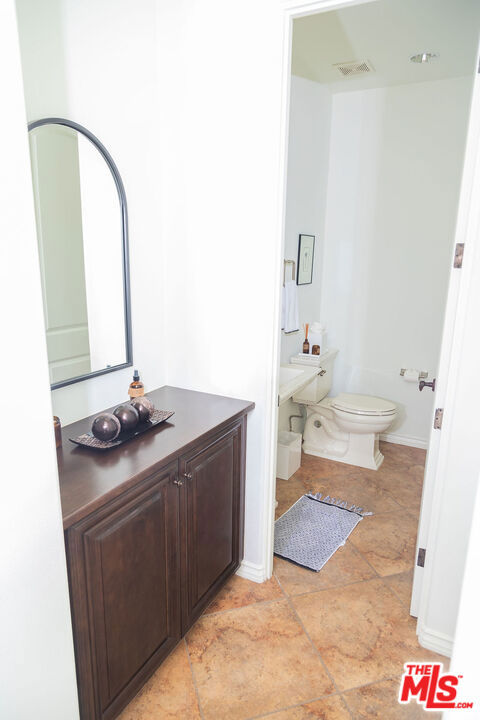 54155 Cananero Circle Property Photo 8
