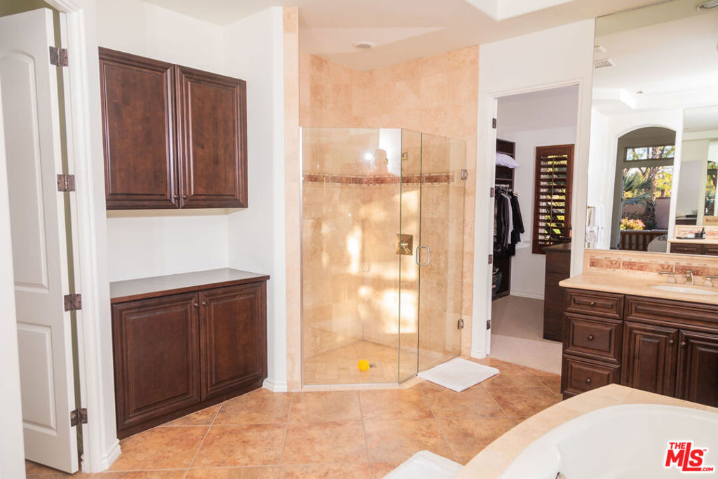 54155 Cananero Circle Property Photo 29
