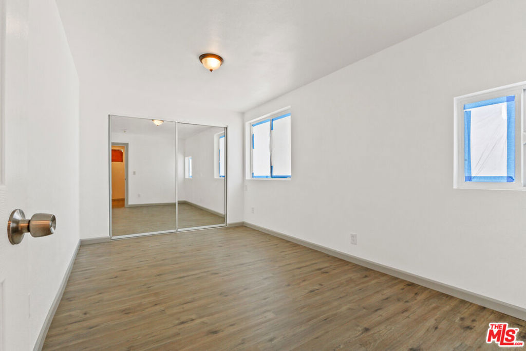 3238 Hill Street Property Photo 11