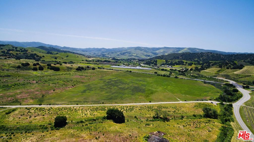 1066 Drum Canyon Property Photo 2
