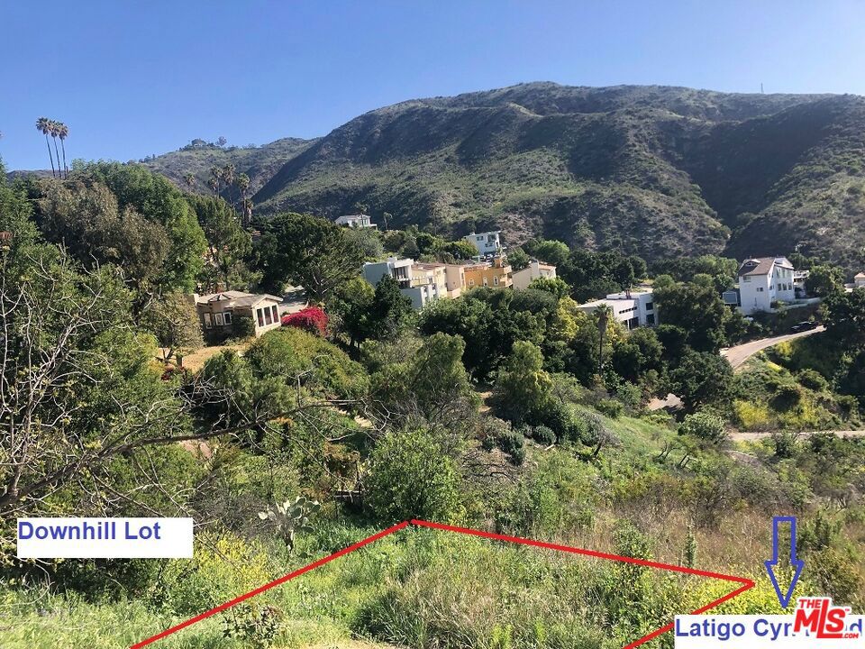 4218 Latigo Property Photo 3
