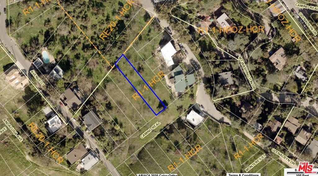3733 E Camino Real Property Photo 2