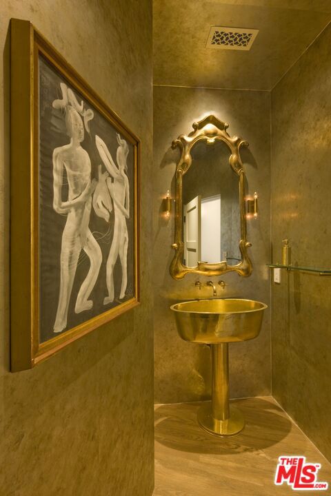 465 Hot Springs Road Property Photo 28