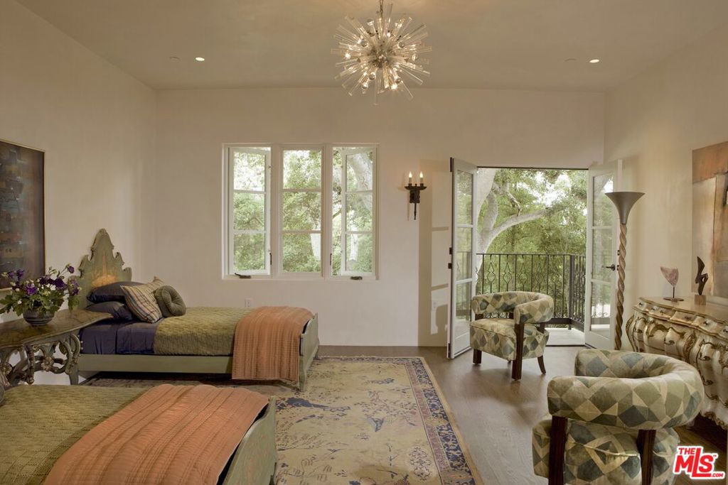 465 Hot Springs Road Property Photo 30