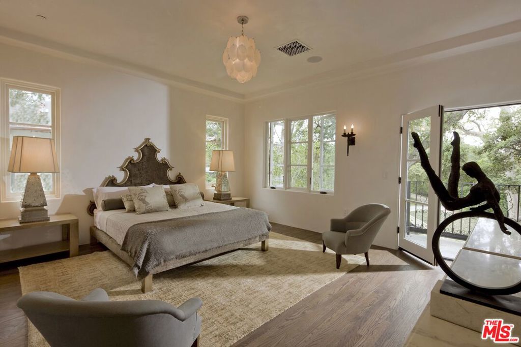 465 Hot Springs Road Property Photo 31