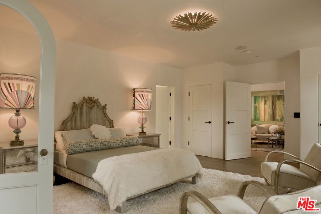 465 Hot Springs Road Property Photo 33