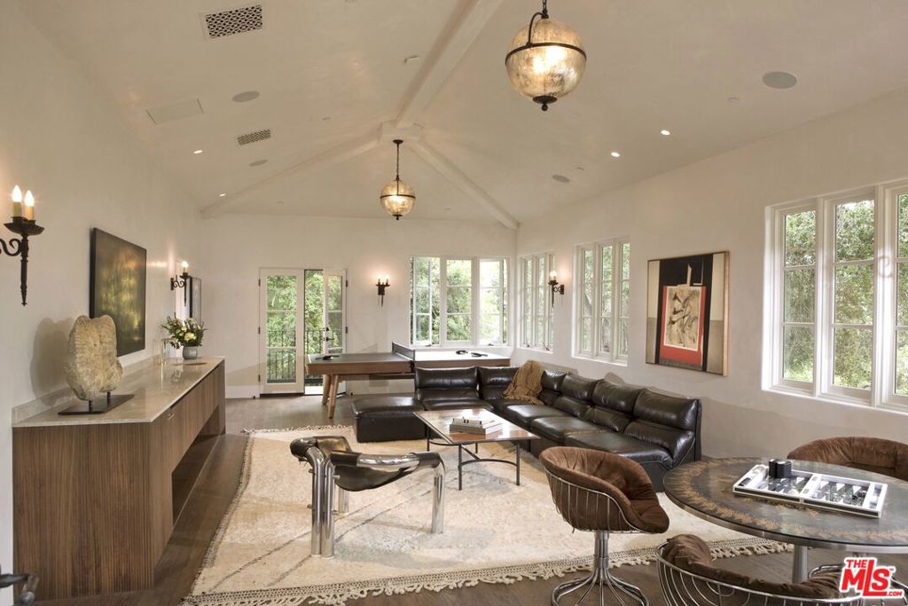 465 Hot Springs Road Property Photo 35