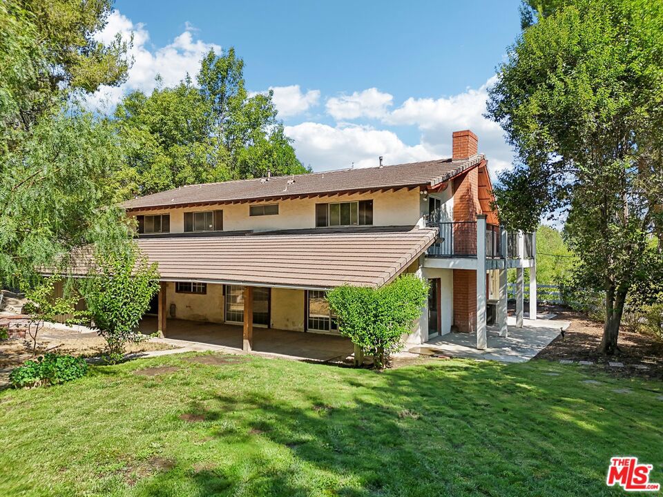 24910 John Fremont Road Property Photo 3