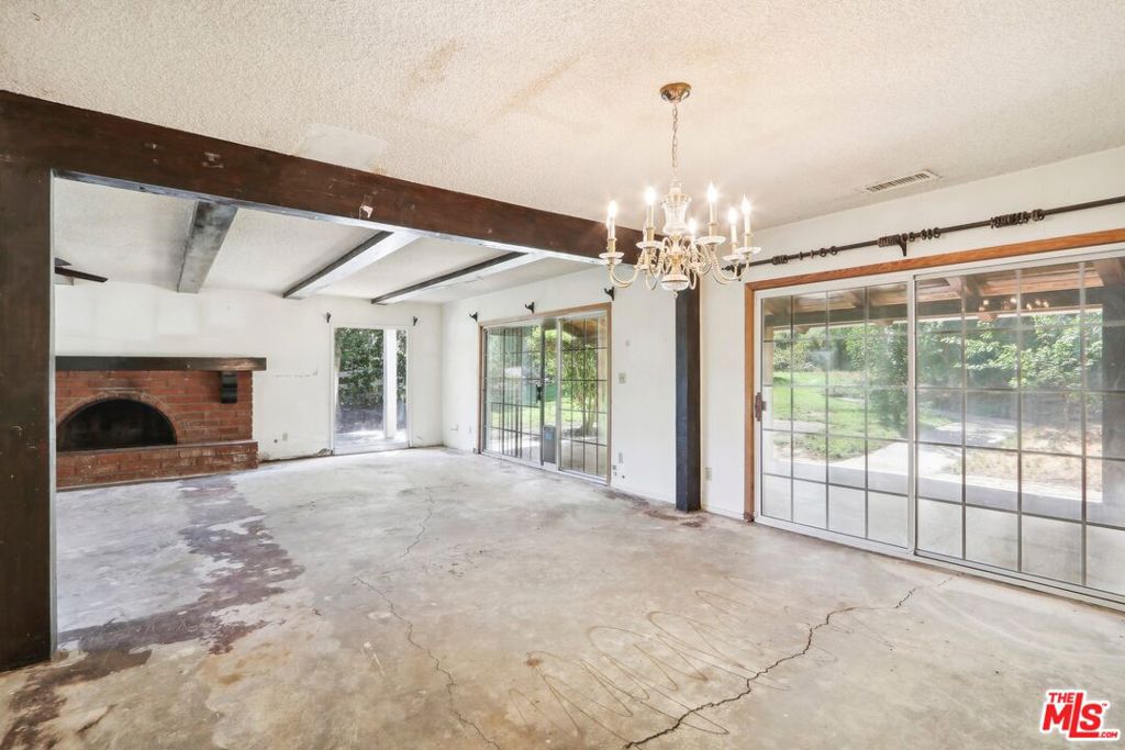 24910 John Fremont Road Property Photo 11