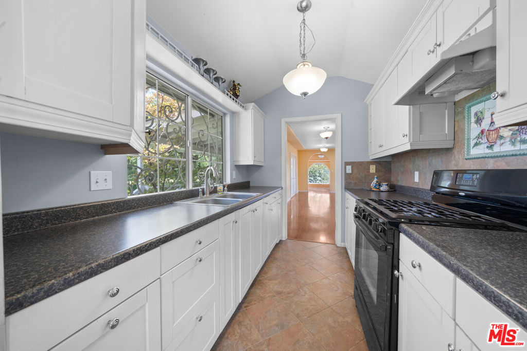 8241 Koch Road Property Photo 32