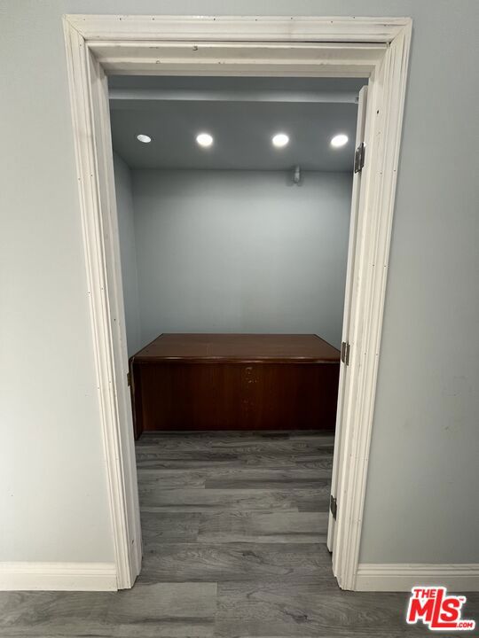 5564 Sepulveda Boulevard Property Photo 3