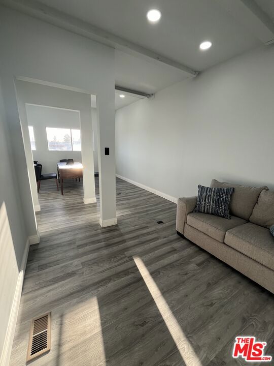 5564 Sepulveda Boulevard Property Photo 11