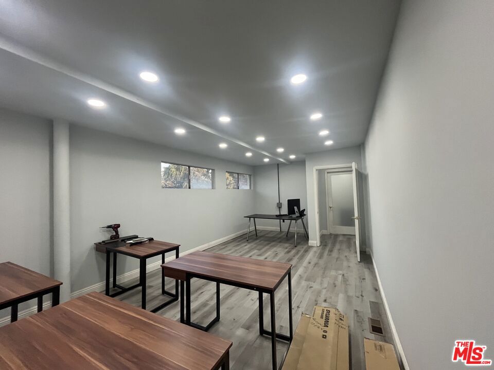 5564 Sepulveda Boulevard Property Photo 19
