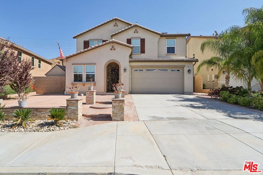 19317 Bension Drive Property Photo 1