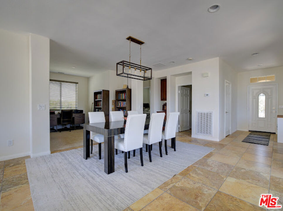 81634 Desert Willow Drive Property Photo 8