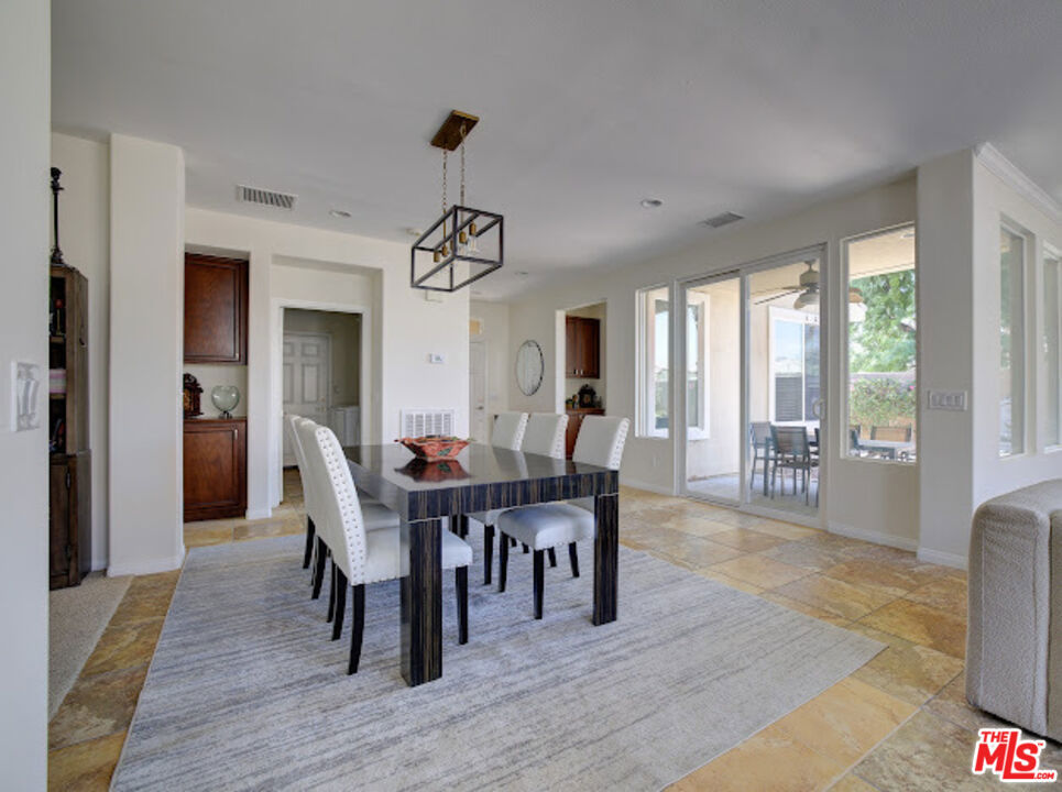 81634 Desert Willow Drive Property Photo 9