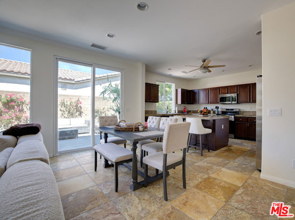 81634 Desert Willow Drive Property Photo 12
