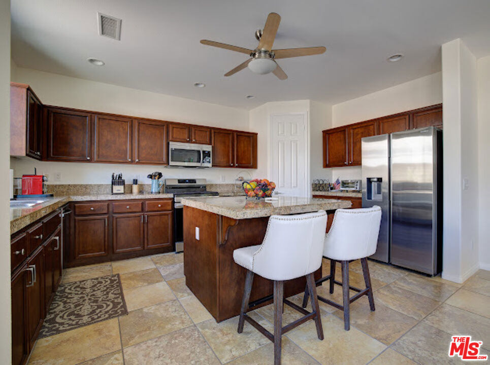 81634 Desert Willow Drive Property Photo 15