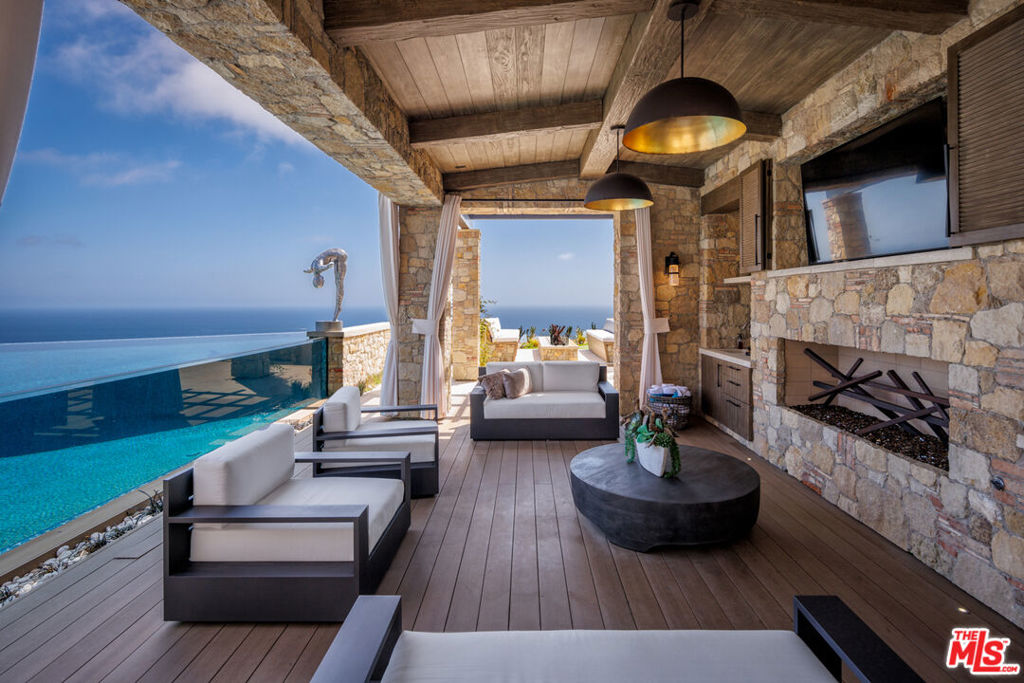 46 Deep Sea Property Photo 5