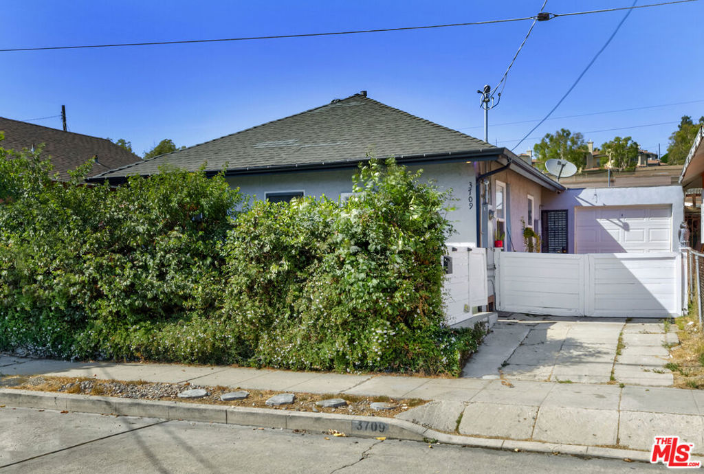 3709 Barbee Street Property Photo 26