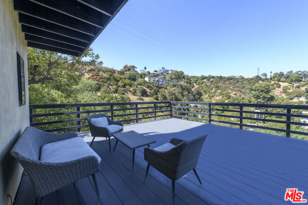 8581 Cole Crest Drive Property Photo 33