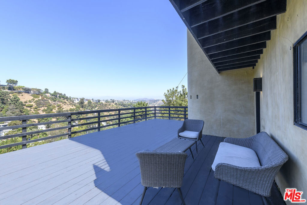 8581 Cole Crest Drive Property Photo 34