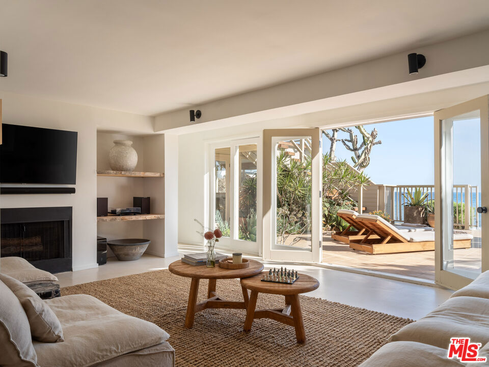 27314 Pacific Coast Highway Property Photo 19