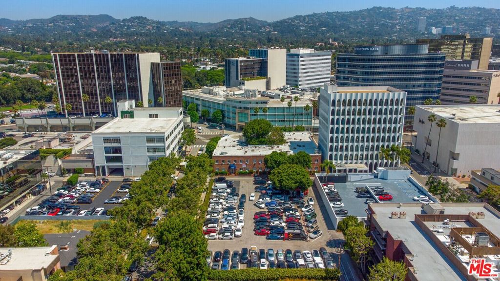 9730 Wilshire Boulevard 216 Property Photo 8