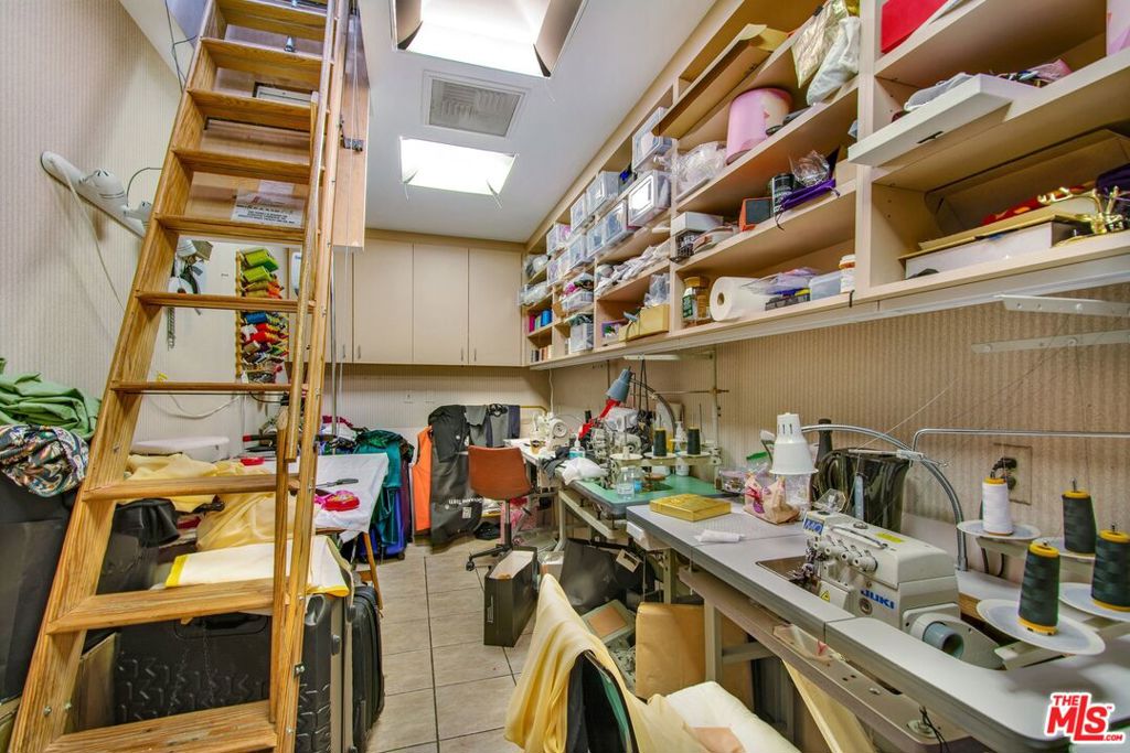 9633 Brighton Way Property Photo 17