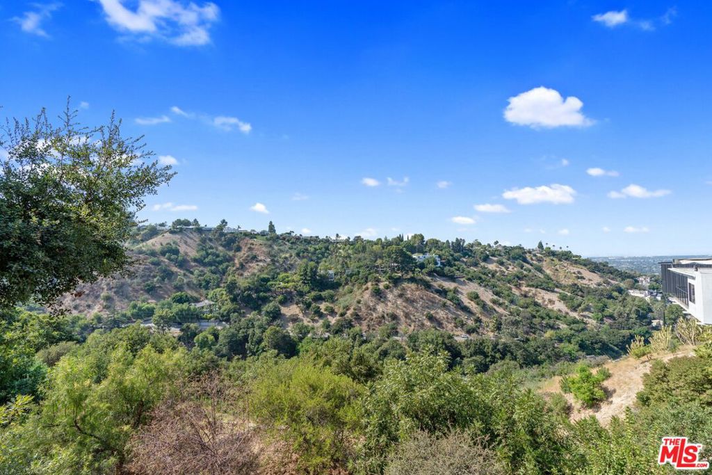 3654 Oakfield Drive Property Photo 17