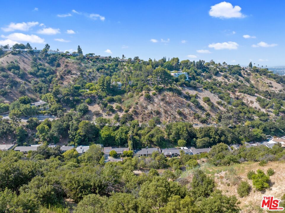 3654 Oakfield Drive Property Photo 18