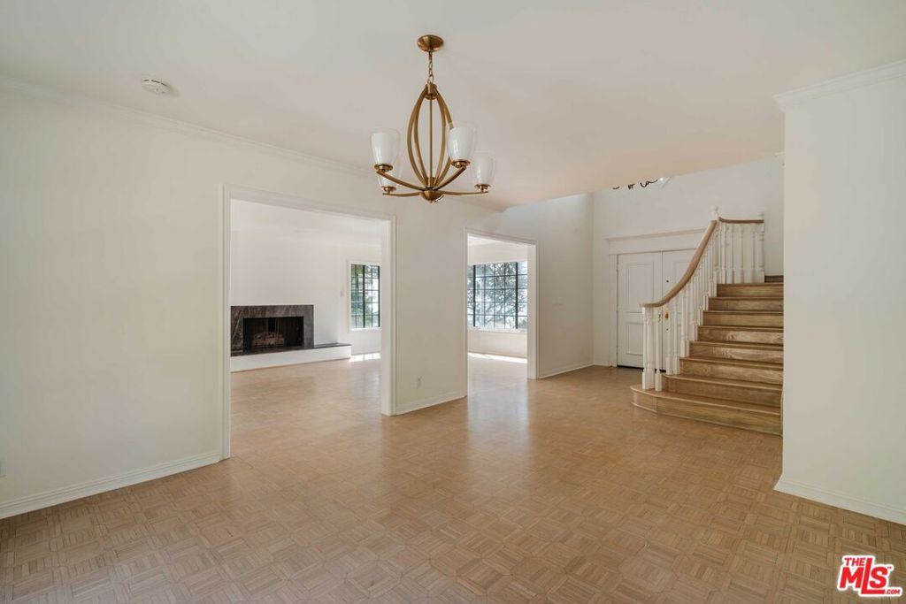 18041 Blue Sail Drive Property Photo 7