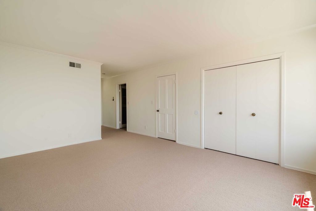 18041 Blue Sail Drive Property Photo 16